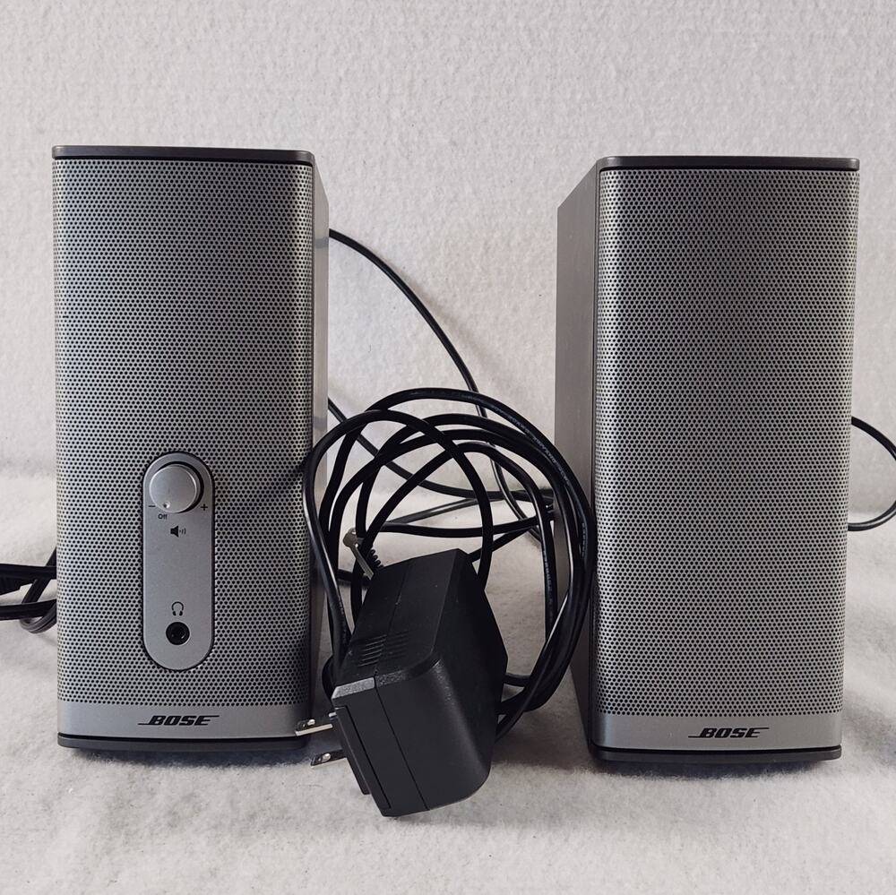 Bose Companion 2 Series II Multimedia Computer Laptop Speakers Complete Working